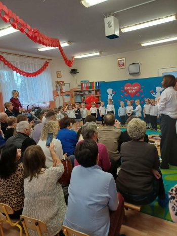 f0ddfe4a-905f-49b6-a08d-840a987d7517